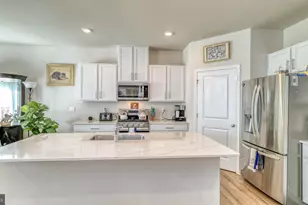 124 Malibu, Egg Harbor Township, NJ 08234 - Photo 10