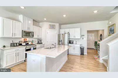 124 Malibu, Egg Harbor Township, NJ 08234 - Photo 12