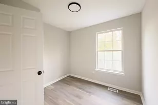 687 Fairview Ave, Hammonton, NJ 08037 - Photo 8