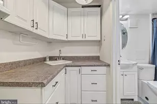108 S Montpelier, Atlantic City, NJ 08401 - Photo 24