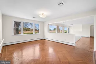 333 Betsey Scull Rd, Egg Harbor Township, NJ 08234 - Photo 12