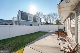 33 W Meyran Ave, Somers Point, NJ 08244 - Photo 22