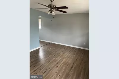 110 E Colton Lane, Williamstown, NJ 08094 - Photo 6