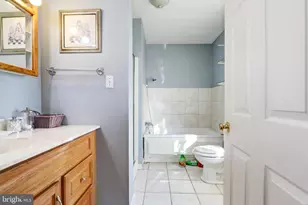 2040 Hamilton Ave, Atlantic City, NJ 08401 - Photo 18