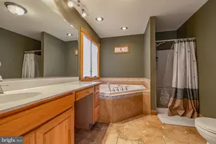 211 Marlyn Ave, Hammonton, NJ 08037 - Photo 6