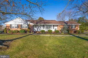 19 Middle Rd, Hammonton, NJ 08037 - Photo 1