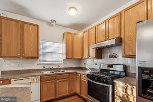 205 Beacon Hill Dr, Egg Harbor Township, NJ 08234 - Photo 26