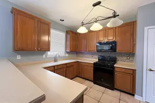 611 Country Club Dr, Egg Harbor City, NJ 08215 - Photo 10