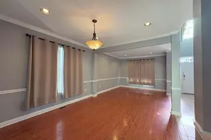 611 Country Club Dr, Egg Harbor City, NJ 08215 - Photo 8