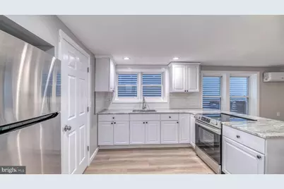 211 N Sacramento Avenue, Ventnor City, NJ 08406 - Photo 8