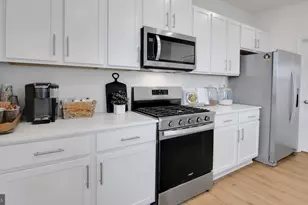 212 Daytona Rd, Egg Harbor Township, NJ 08234 - Photo 2