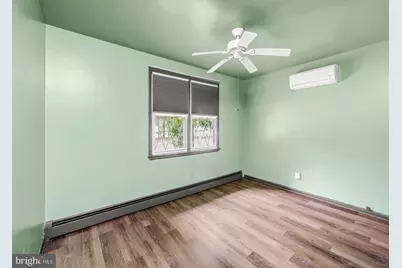 960 S Grand Street, Hammonton, NJ 08037 - Photo 4