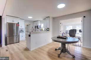 302 Sycamore Ave, Egg Harbor Township, NJ 08234 - Photo 12