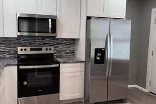 131 N 2nd St, Hammonton, NJ 08037 - Photo 6