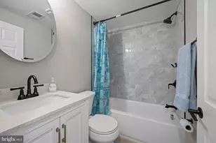 207 Woodlawn Ave, Williamstown, NJ 08094 - Photo 12