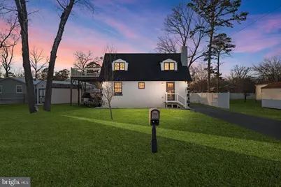 207 Woodlawn Avenue, Williamstown, NJ 08094 - Photo 2