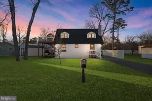 207 Woodlawn Ave, Williamstown, NJ 08094 - Photo 2