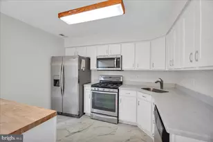 2711 Falcon Ct, Hamilton Twp, NJ 08330 - Photo 10