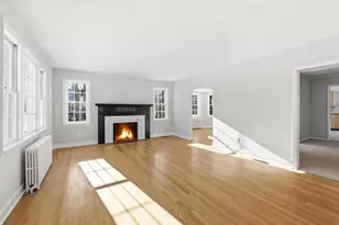 201 Grape St, Hammonton, NJ 08037 - Photo 6