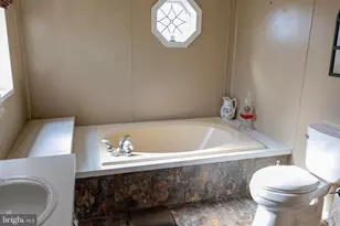 19 Powhatan Dr, Buena, NJ 08310 - Photo 24