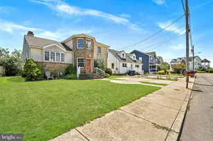 1308 Vardon Cir, Brigantine, NJ 08203 - Photo 2