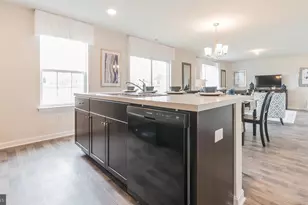 135 Malibu Dr, Egg Harbor Township, NJ 08234 - Photo 12