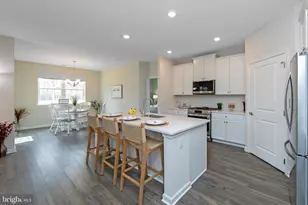 156 Laquinta Dr, Egg Harbor Township, NJ 08234 - Photo 6