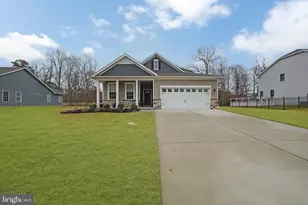 156 Laquinta Dr, Egg Harbor Township, NJ 08234 - Photo 2