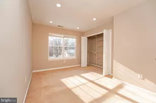 558 London Ct, Egg Harbor Township, NJ 08234 - Photo 10