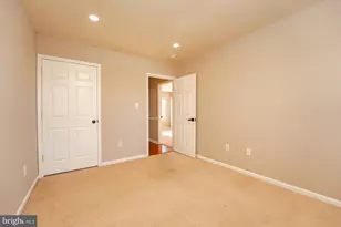 558 London Ct, Egg Harbor Township, NJ 08234 - Photo 8