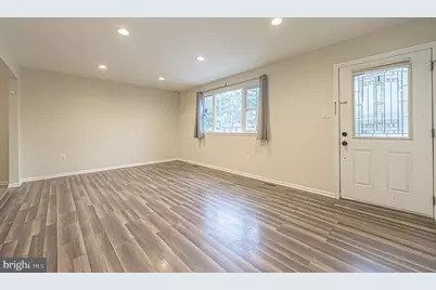 315 E Collings Drive, Williamstown, NJ 08094 - Photo 8