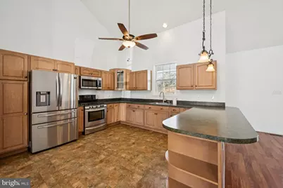 211 S Washington Street, Hammonton, NJ 08037 - Photo 10