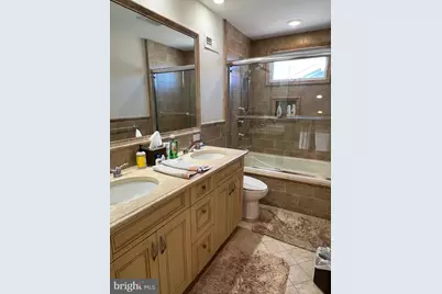 13 S Clermont Avenue, Margate City, NJ 08402 - Photo 20