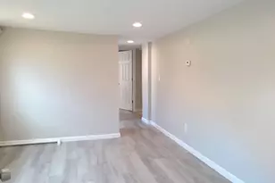 131 N Harvard Ave, Ventnor City, NJ 08406 - Photo 4