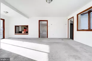 307 E Edgewater Ave, Pleasantville, NJ 08232 - Photo 2