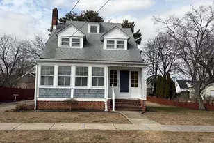 327 E Pleasant St, Hammonton, NJ 08037 - Photo 1