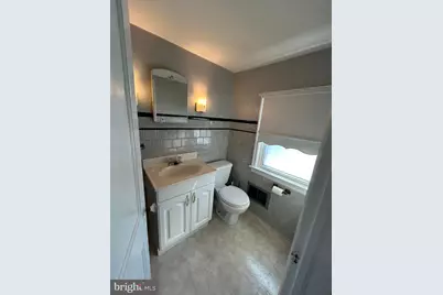 303 Locust Street, Hammonton, NJ 08037 - Photo 10