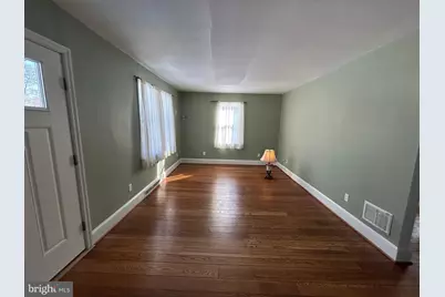 303 Locust Street, Hammonton, NJ 08037 - Photo 6