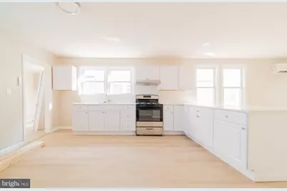 115 N Delancy Place #2ND FLOOR, Atlantic City, NJ 08401 - Photo 6