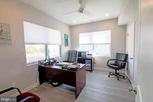 327 Oakland Ave, Pleasantville, NJ 08232 - Photo 12