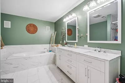 100 Captains Walk, Egg Harbor Township, NJ 08234 - Photo 24