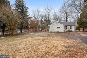 450 S 1st Rd, Hammonton, NJ 08037 - Photo 2