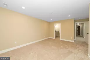 144 Broadway, Hammonton, NJ 08037 - Photo 16