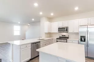 117 E Great Creek Rd, Galloway, NJ 08205 - Photo 8