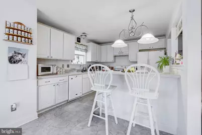 202 Sun Valley Circle, Egg Harbor Township, NJ 08234 - Photo 4