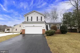 202 Sun Valley Cir, Egg Harbor Township, NJ 08234 - Photo 1
