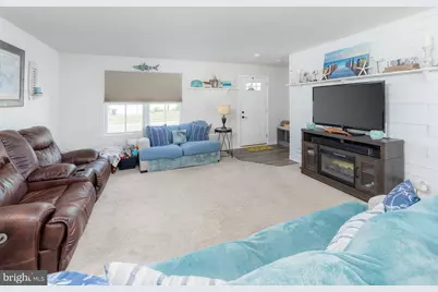 70 Galleria Drive, Mays Landing, NJ 08330 - Photo 8