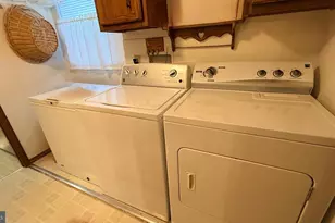 581 Miles Standish Ln, Buena, NJ 08310 - Photo 4