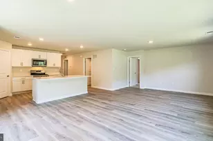 138 Hilton Head Ct, Egg Harbor Township, NJ 08234 - Photo 18