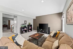 8 Rembrandt Way, Mays Landing, NJ 08330 - Photo 4